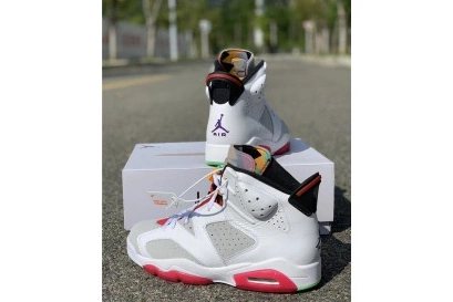 6 CT8529-062 BUNNY JORDAN AIR BUGS HARE 0717